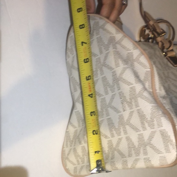 MK hand bag - Picture 7 of 7